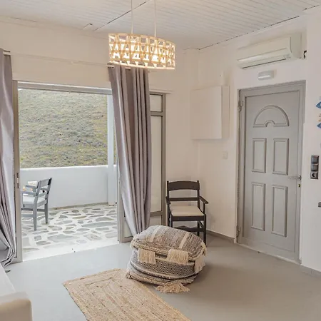 Merichas Sea View 公寓